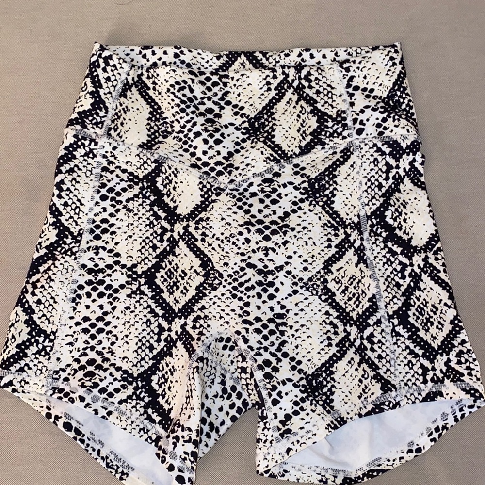 The Ascend Short in Python